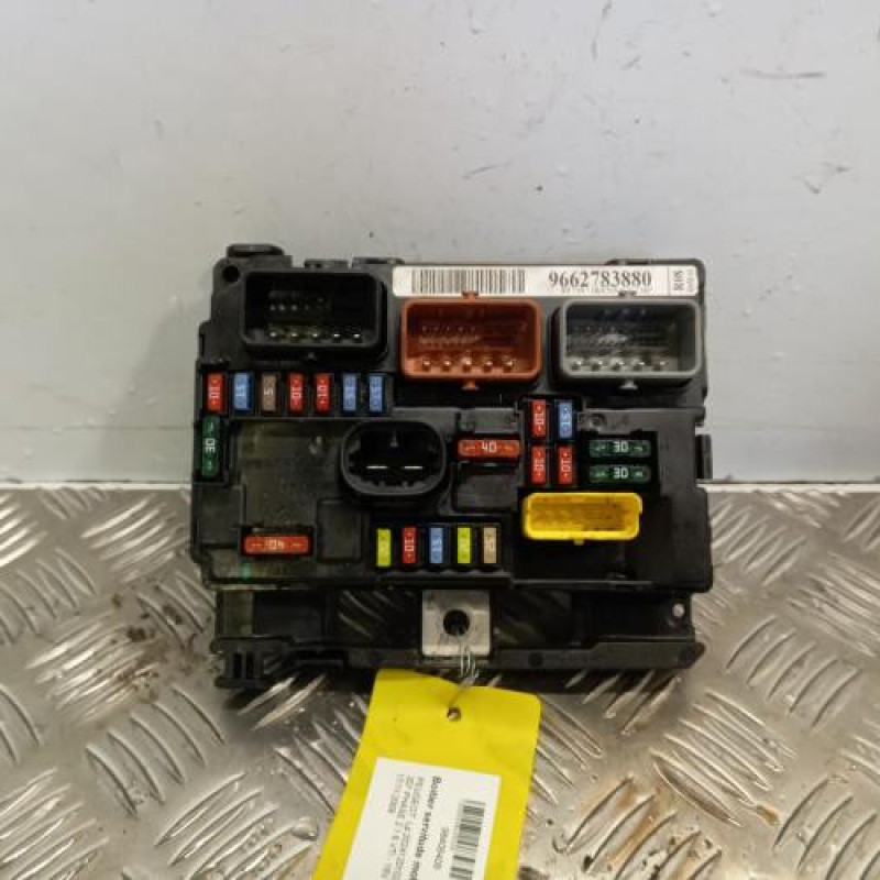 Boitier servitude moteur (BSM) PEUGEOT 207 Boitier servitude moteur (BSM) PEUGEOT 207