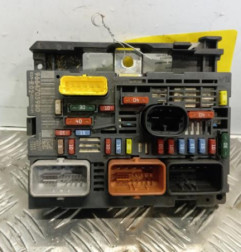 Boitier servitude moteur (BSM) PEUGEOT 407 Photo n°1