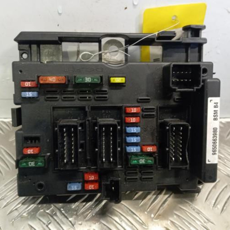 Boitier servitude moteur (BSM) PEUGEOT 206