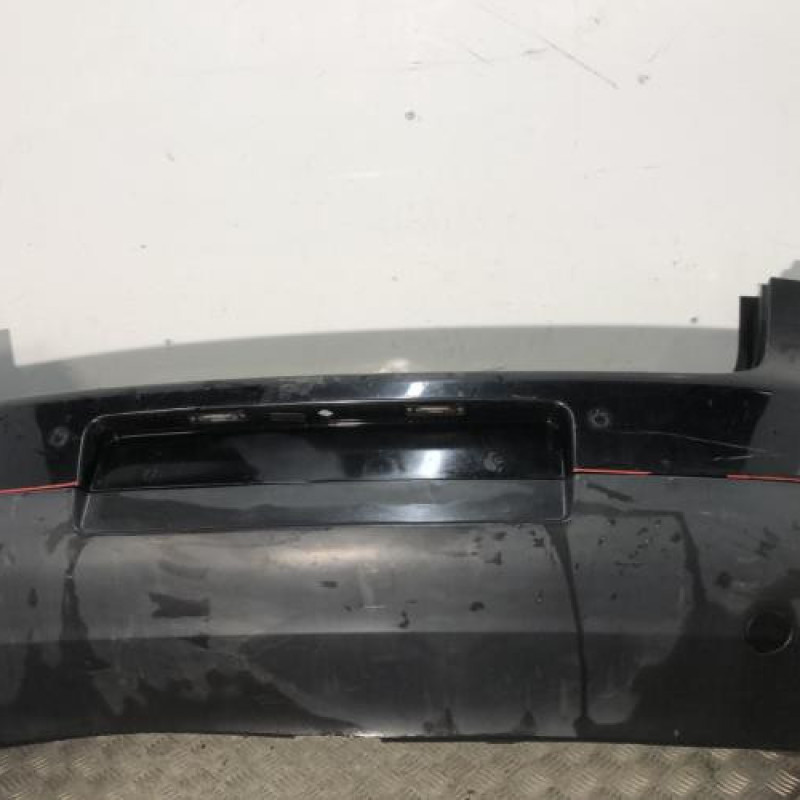 Pare choc arriere VOLKSWAGEN GOLF 5