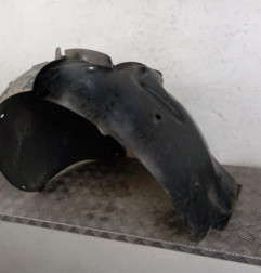 Pare boue avant gauche RENAULT SCENIC 2