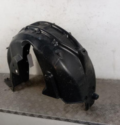 Pare boue arriere gauche PEUGEOT 208 2