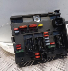 Boitier servitude moteur (BSM) PEUGEOT 206