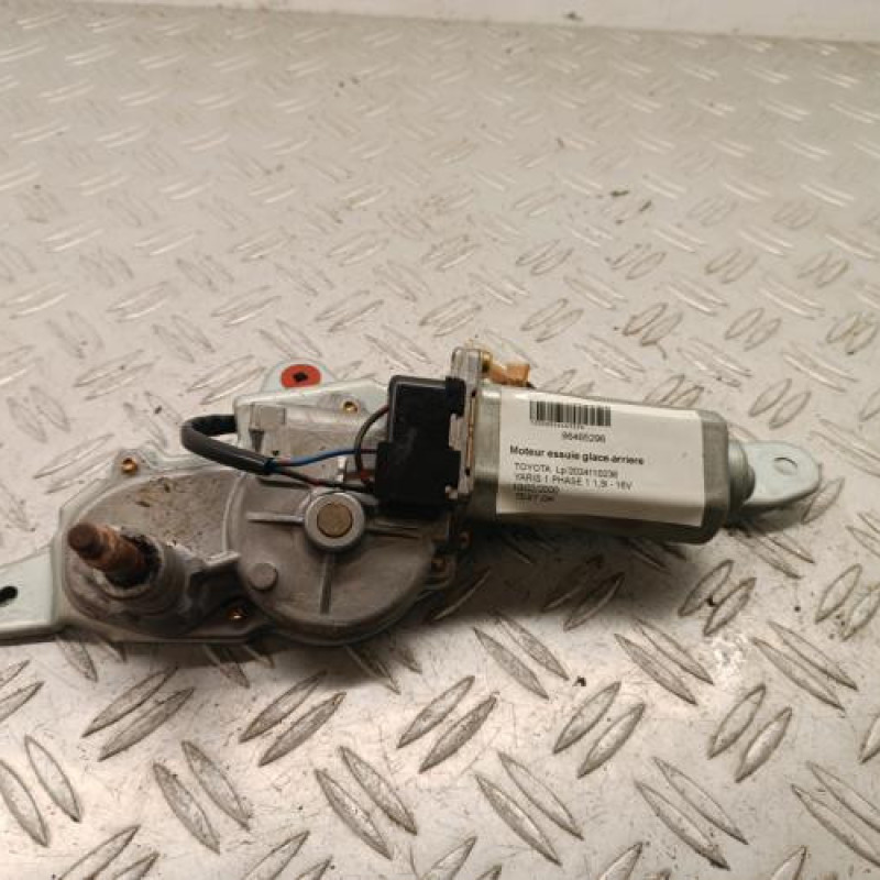 Moteur essuie glace arriere TOYOTA YARIS 1