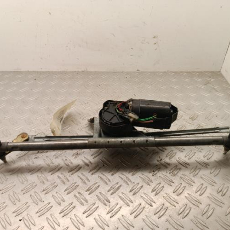 Moteur essuie glace avant VOLKSWAGEN POLO 3