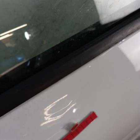 Porte avant gauche PEUGEOT 208 1
