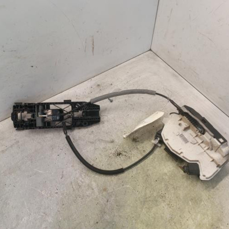 Serrure arriere droit SKODA FABIA 2 Serrure arriere droit SKODA FABIA 2