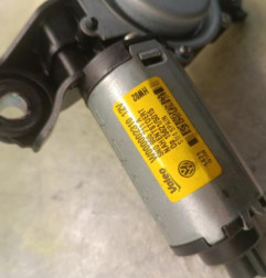 Moteur essuie glace arriere VOLKSWAGEN TIGUAN 1 Photo n°3