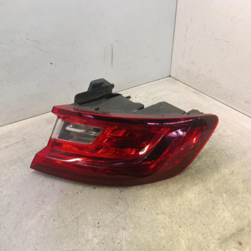 Feu arriere principal droit (feux) RENAULT MEGANE 4 Feu arriere principal droit (feux) RENAULT MEGANE 4