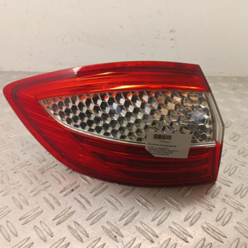 Feu arriere principal gauche (feux) FORD MONDEO 3 Feu arriere principal gauche (feux) FORD MONDEO 3