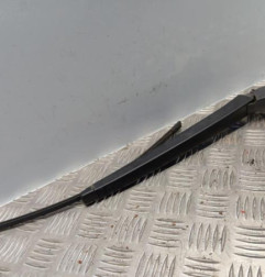 Bras essuie glace arriere SKODA OCTAVIA 3