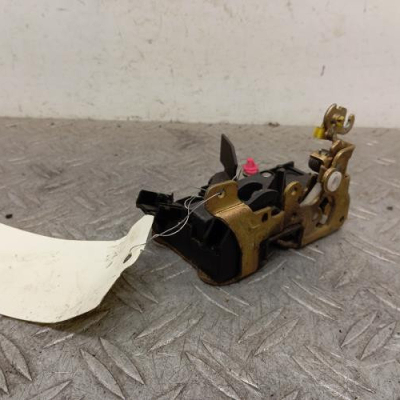 Serrure avant droit RENAULT TWINGO 1