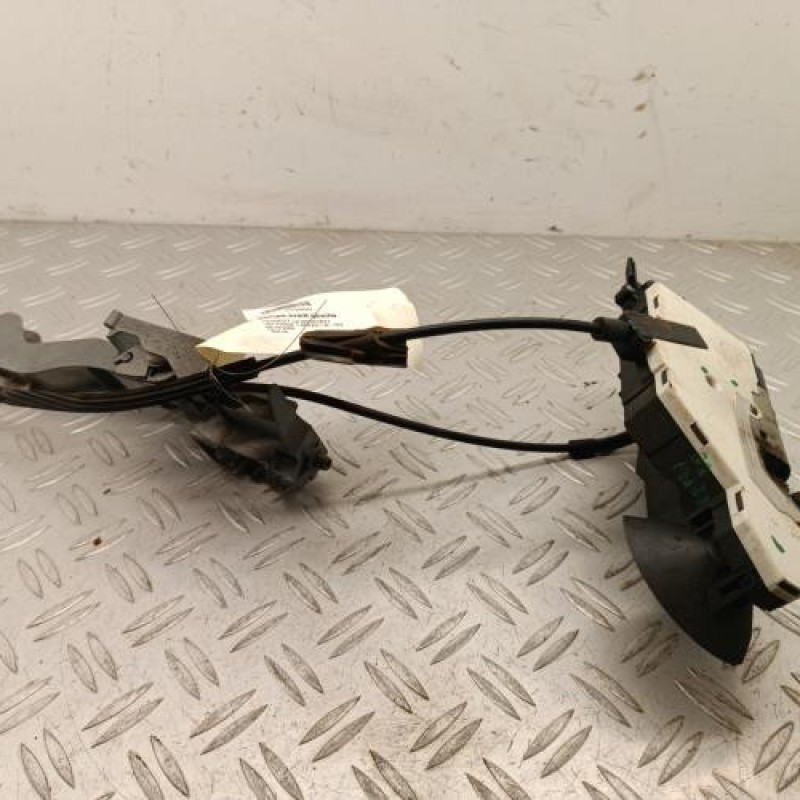 Serrure avant gauche PEUGEOT 207 Serrure avant gauche PEUGEOT 207