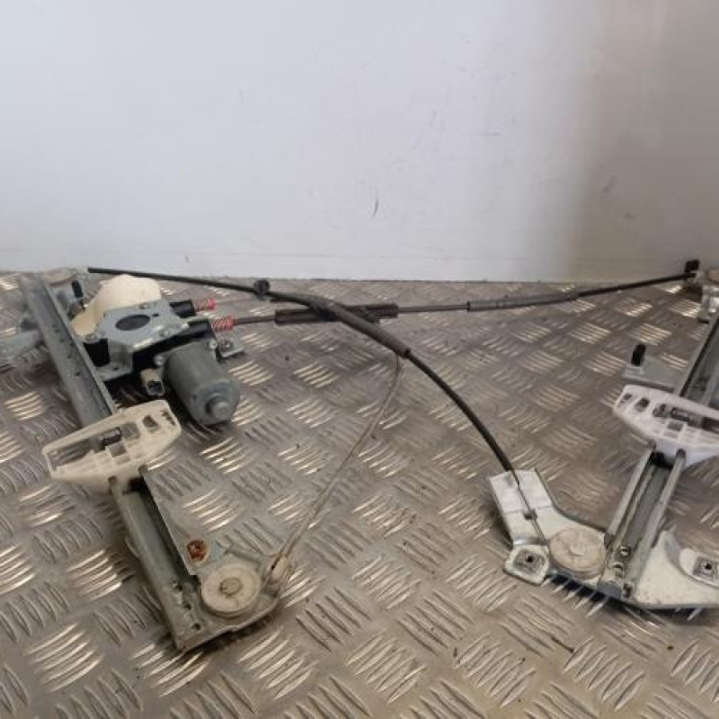 Leve vitre electrique avant gauche CITROEN BERLINGO 1