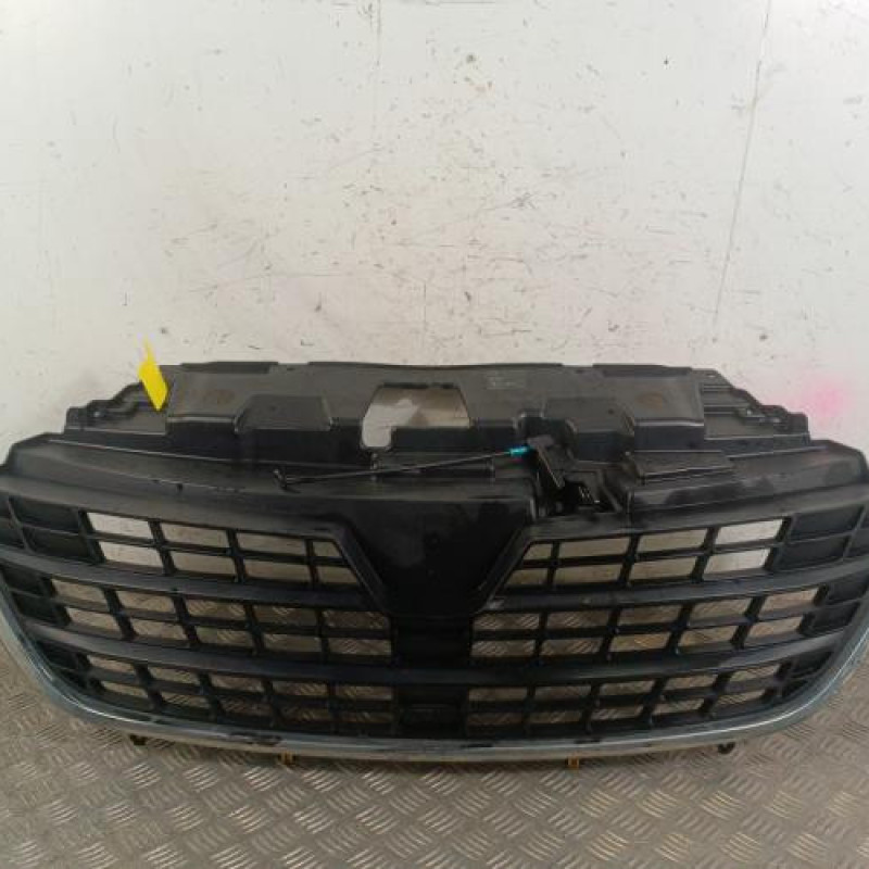 Calandre RENAULT TRAFIC 3 COURT Calandre RENAULT TRAFIC 3 COURT