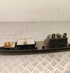 Interrupteur de leve vitre avant gauche KIA RIO 3