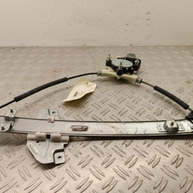 Leve vitre electrique avant droit KIA RIO 3