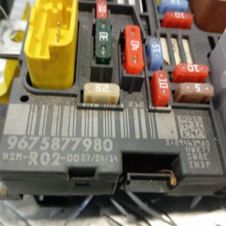Boitier servitude moteur (BSM) PEUGEOT 3008 1