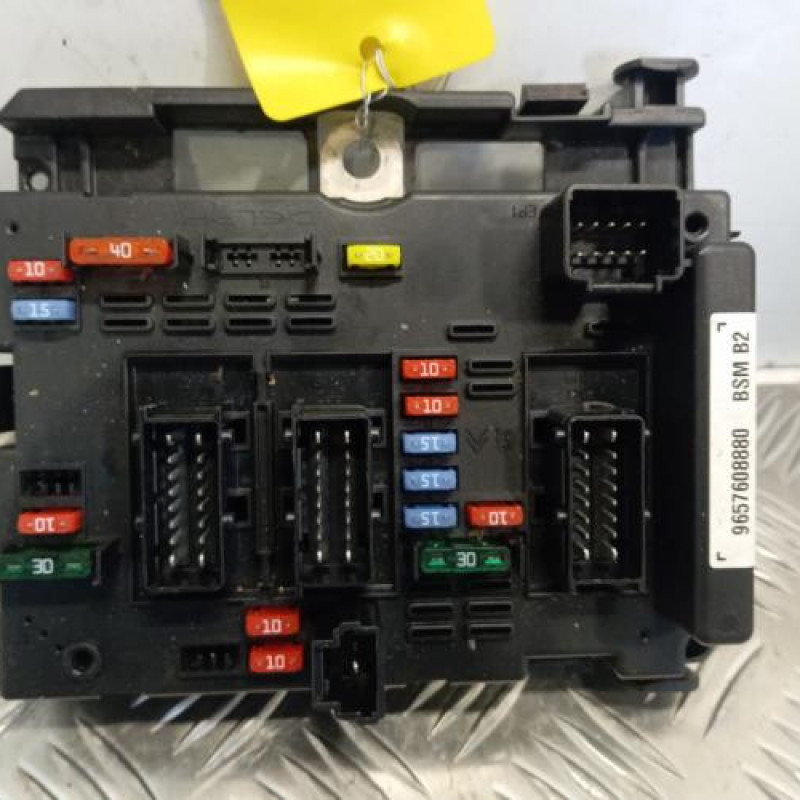Boitier servitude moteur (BSM) PEUGEOT 206+