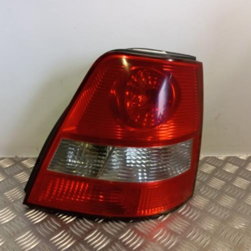 Feu arriere principal droit (feux) KIA SORENTO 1 Feu arriere principal droit (feux) KIA SORENTO 1