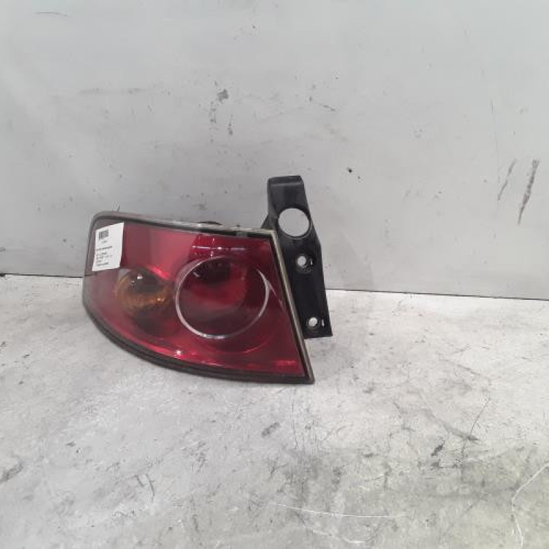Feu arriere principal gauche (feux) SEAT IBIZA 3 Feu arriere principal gauche (feux) SEAT IBIZA 3