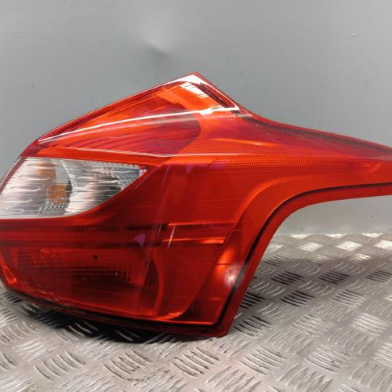 Feu arriere principal droit (feux) FORD FOCUS 3 Feu arriere principal droit (feux) FORD FOCUS 3