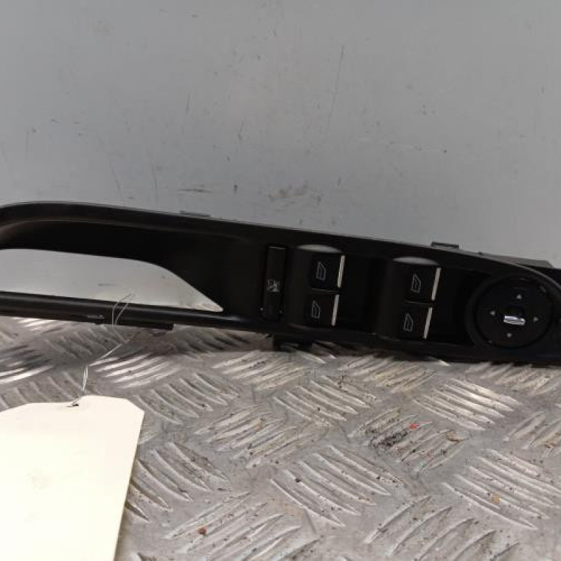 Interrupteur de leve vitre avant gauche FORD FOCUS 3