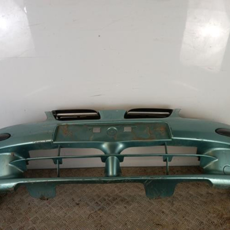 Pare choc avant NISSAN ALMERA 2
