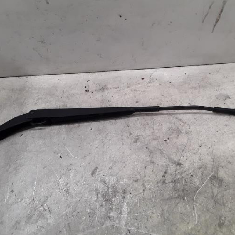 Bras essuie glace avant gauche OPEL CORSA F Bras essuie glace avant gauche OPEL CORSA F
