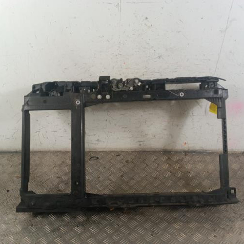Face avant OPEL CORSA F Face avant OPEL CORSA F