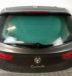 Malle/Hayon arriere ALFA ROMEO GIULIETTA 2 Photo n°1