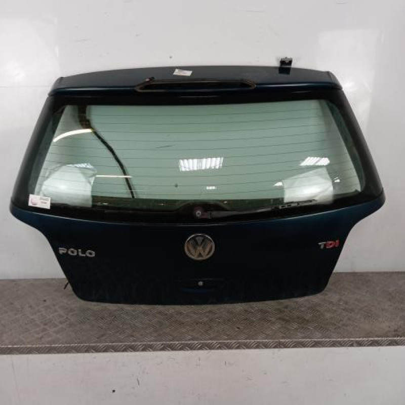 Malle/Hayon arriere VOLKSWAGEN POLO 4
