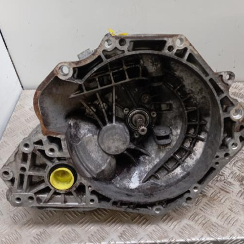 Boite de vitesses OPEL CORSA D