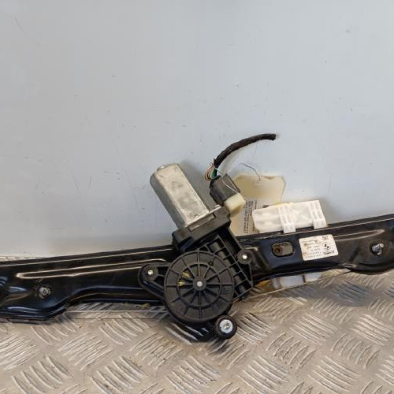 Leve vitre electrique arriere droit BMW SERIE 1 F20