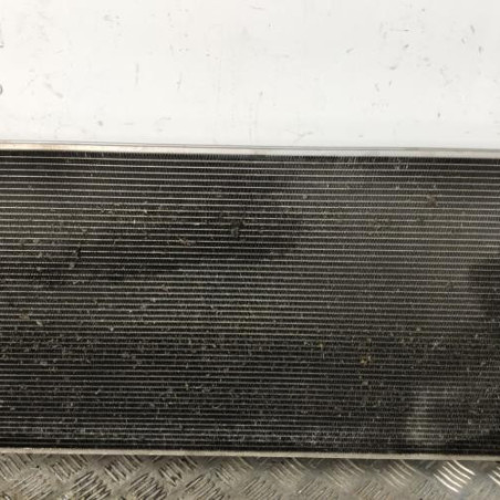 Radiateur clim TOYOTA VERSO Photo n°1