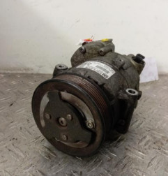 Compresseur clim OPEL ASTRA J Photo n°1