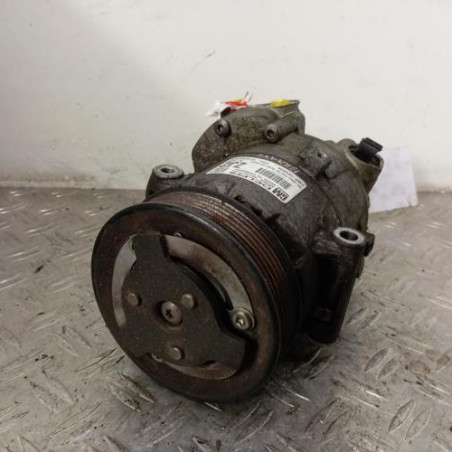 Compresseur clim OPEL ASTRA J Photo n°1