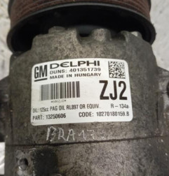 Compresseur clim OPEL ASTRA J Photo n°3