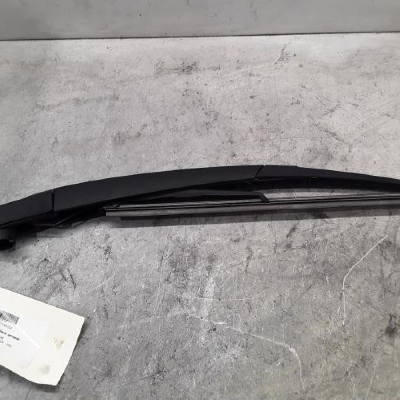 Bras essuie glace arriere OPEL CORSA F Bras essuie glace arriere OPEL CORSA F