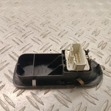 Interrupteur de leve vitre avant gauche RENAULT CLIO 3