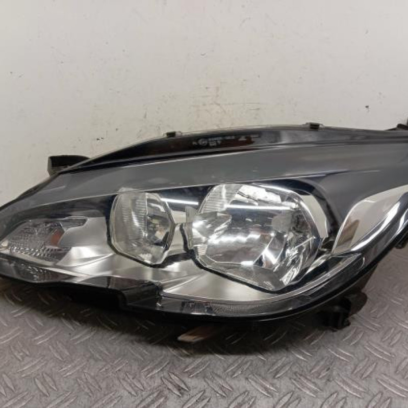 Optique avant principal gauche (feux)(phare) PEUGEOT 308 2