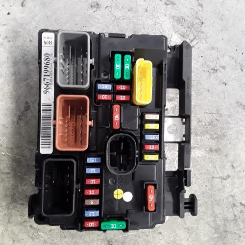 Boitier servitude moteur (BSM) CITROEN C3 2 Boitier servitude moteur (BSM) CITROEN C3 2