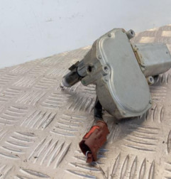 Moteur essuie glace arriere PEUGEOT 206 Photo n°3