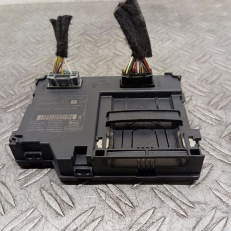 Lecteur de carte (neiman) RENAULT CAPTUR 1