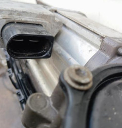 Cremaillere assistee VOLKSWAGEN GOLF 6 Photo n°4