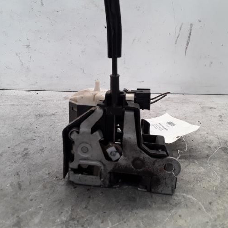Serrure avant gauche RENAULT CLIO 2
