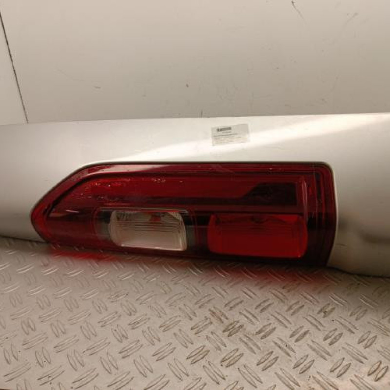 Feu arriere principal droit (feux) RENAULT TRAFIC 3