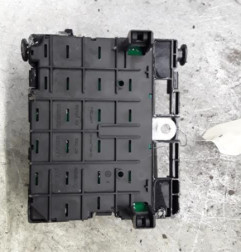 Boitier servitude moteur (BSM) PEUGEOT 206