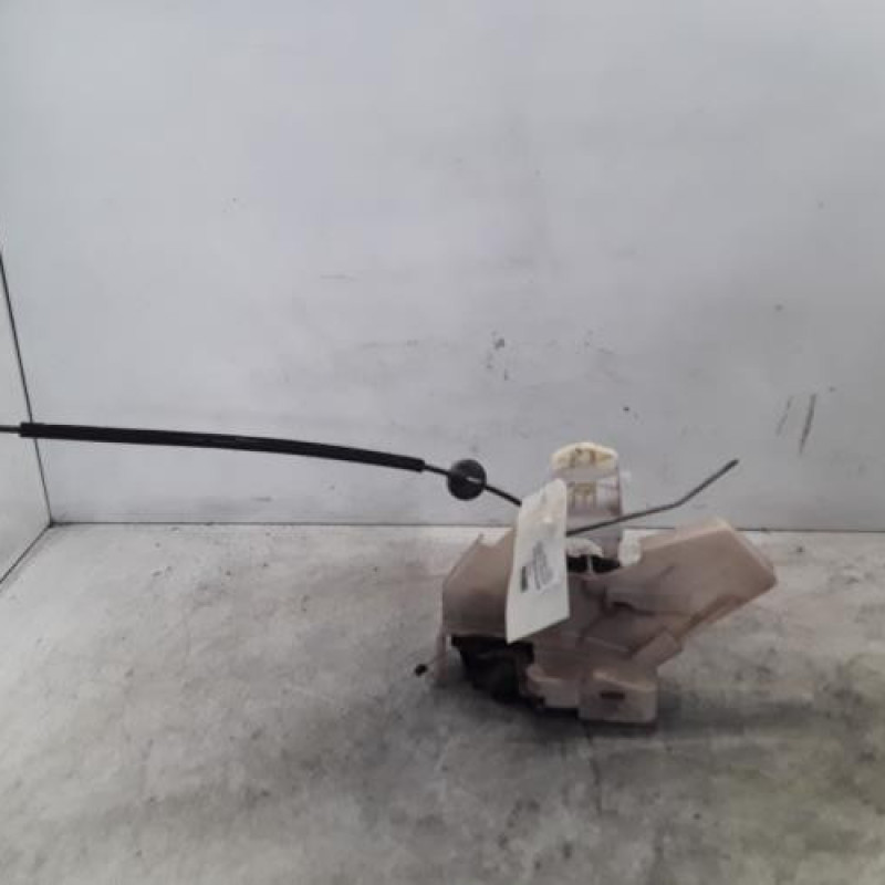 Serrure arriere droit VOLKSWAGEN POLO 4 Serrure arriere droit VOLKSWAGEN POLO 4
