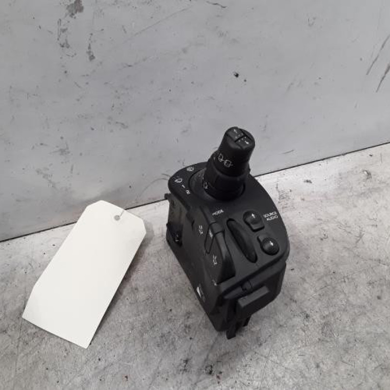 Commodo d'essuie glaces RENAULT CLIO 3 Commodo d'essuie glaces RENAULT CLIO 3